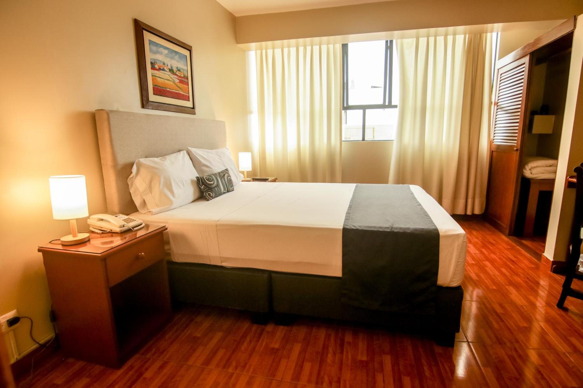 Epiqus Hotel 利马 外观 照片